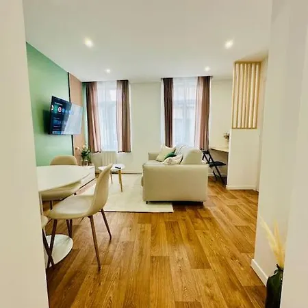 Elegant T2 Au Coeur De Cambrai Apartment Exterior photo